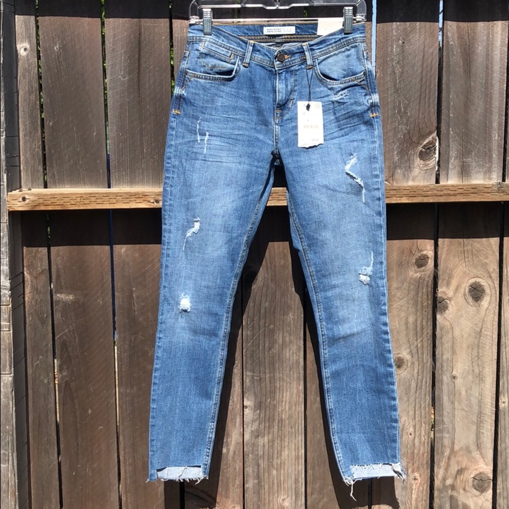 The cigarette cropped jeans